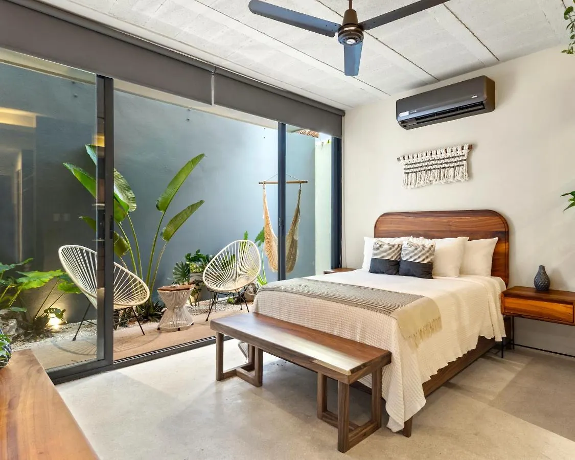 Searena Boutique Condos プレヤデルカーメン 0*,