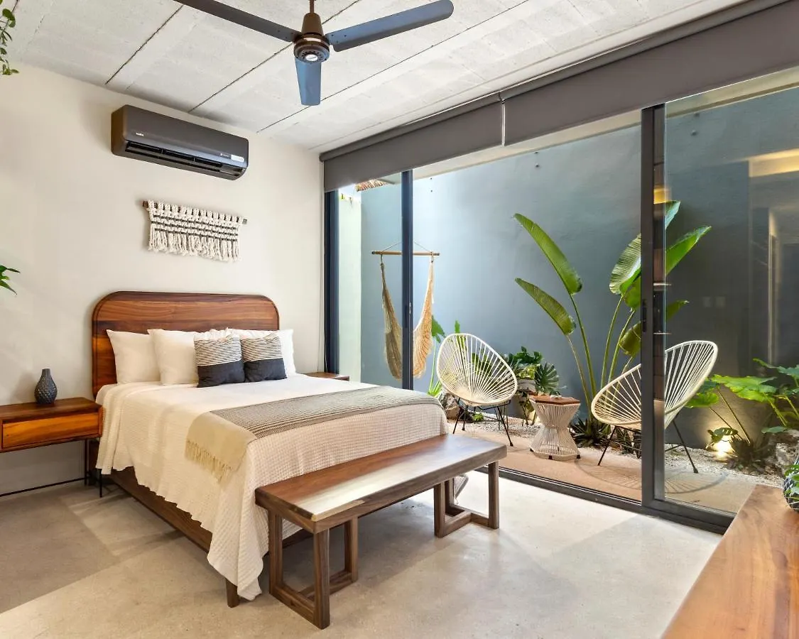 アパート Searena Boutique Condos プレヤデルカーメン