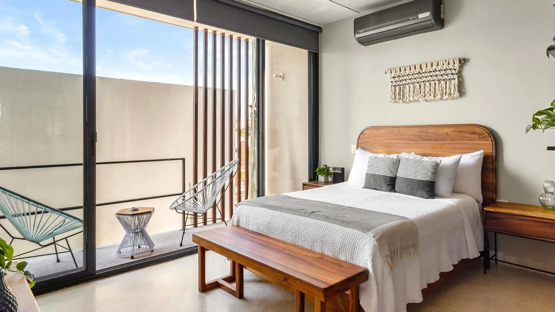 Searena Boutique Condos プレヤデルカーメン アパート